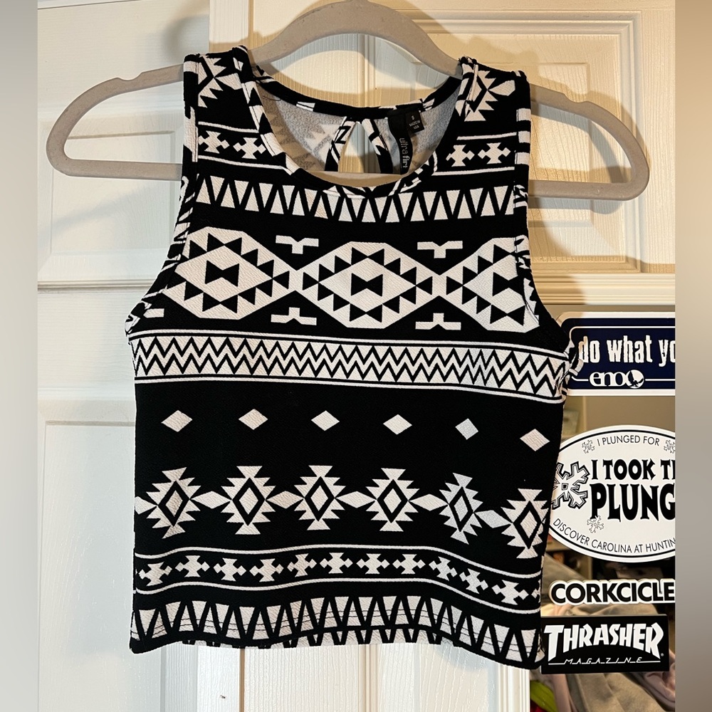 Cropped tank - Picture 1 of 2